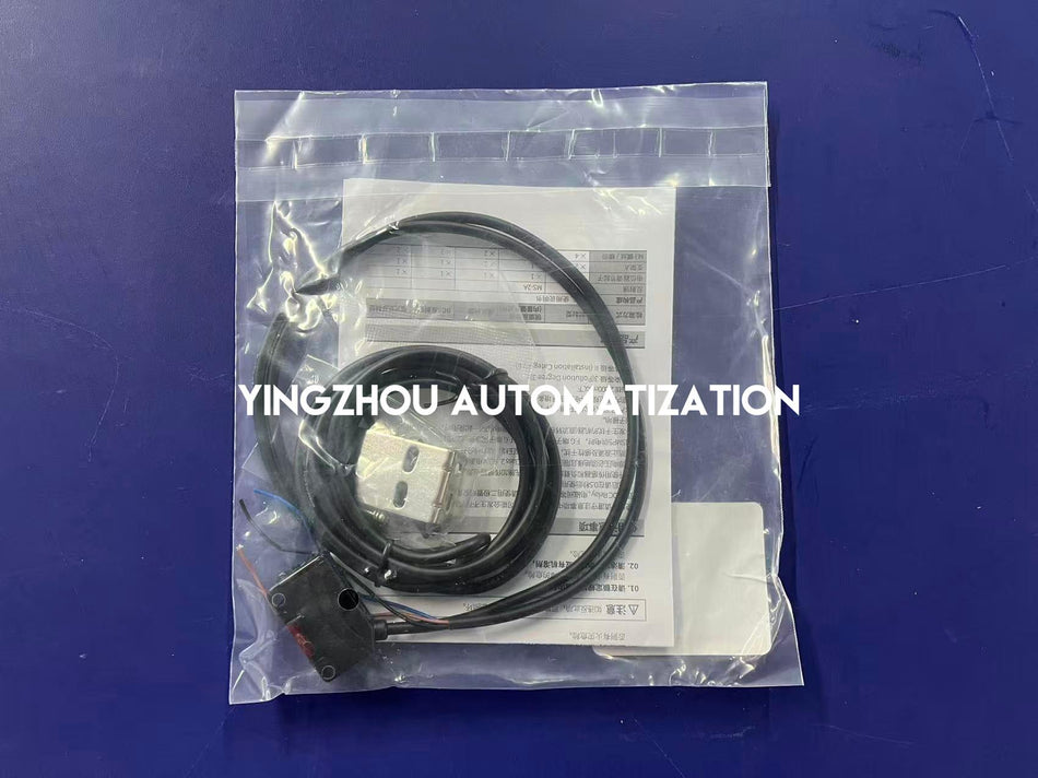 Autonics BJ300-DDT-P Compact Photoelectric Sensor - Diffuse-Reflective, 300mm, PNP-vezhoo