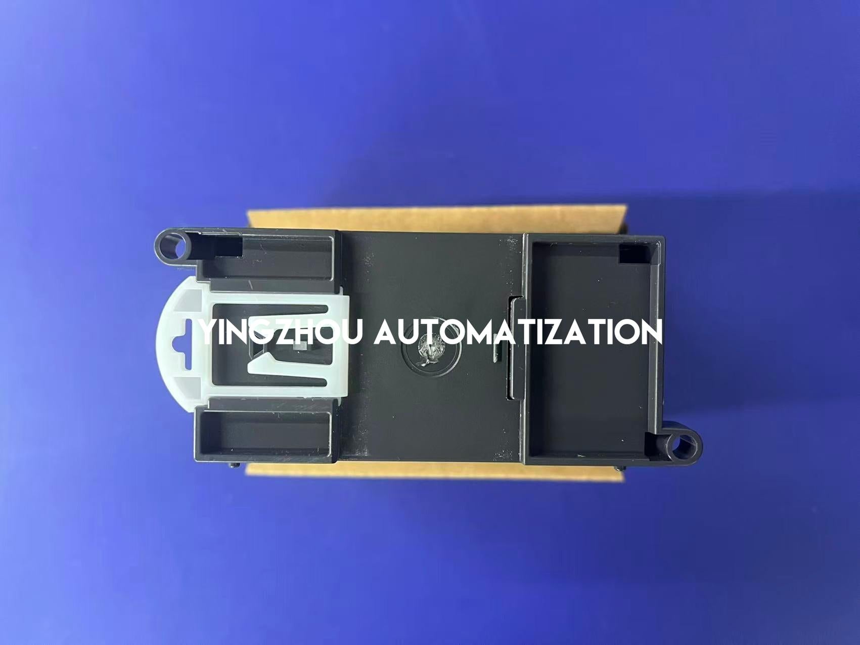 Delta DVP-S Series DVP08XM211N Digital Input Module - 8 Points, 24V DC, Sinking/Sourcing-vezhoo