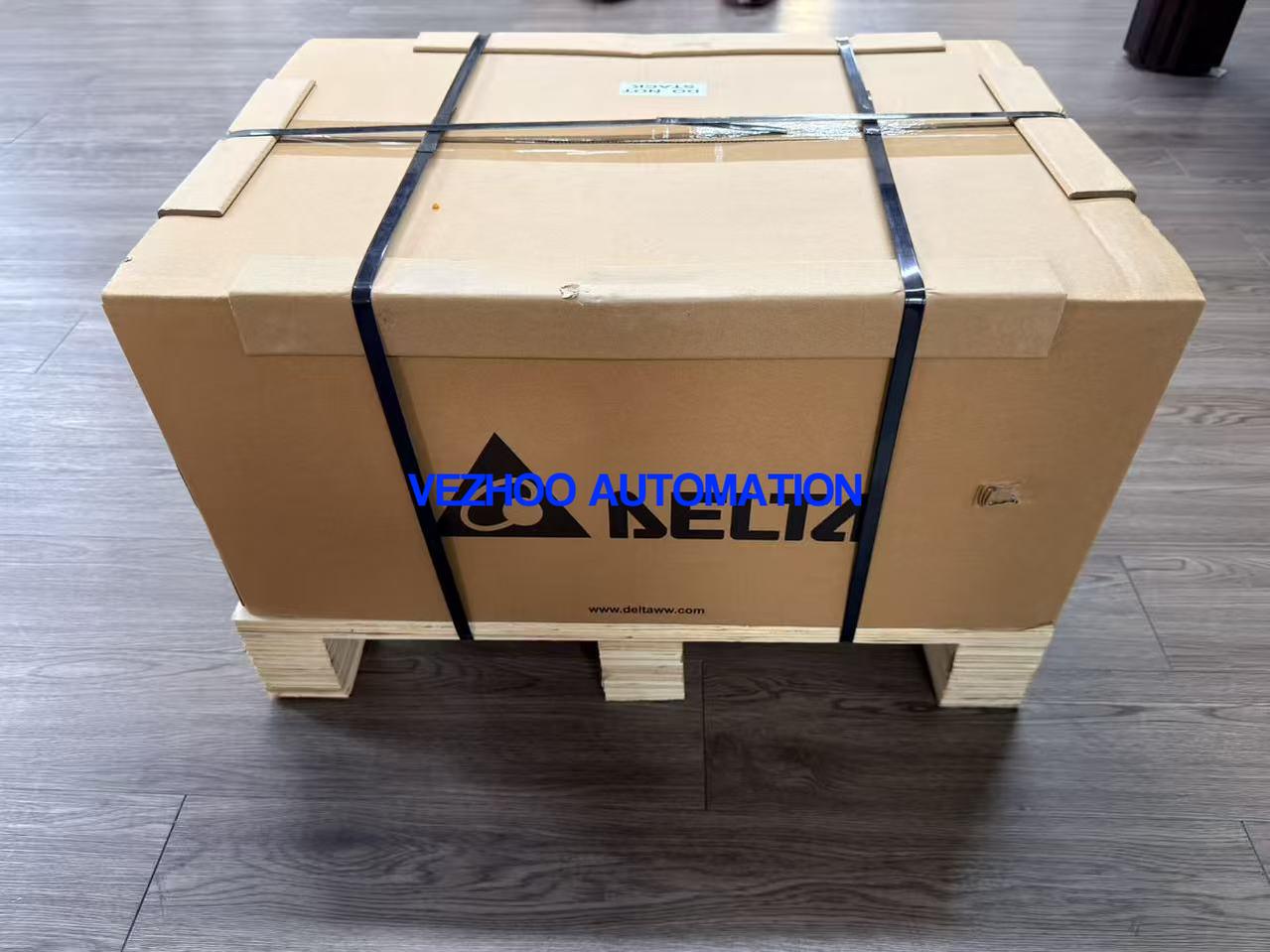 Delta VFD300C23A-00 C2000 Series 30kW 40HP 230V 3-Phase AC Motor Drive VFD-vezhoo