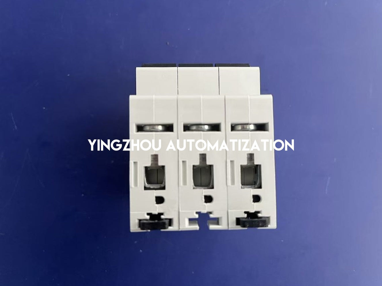 Eaton Moeller FAZ-D32/3 Miniature Circuit Breaker | 3-Pole, 32A, Type D Curve-vezhoo