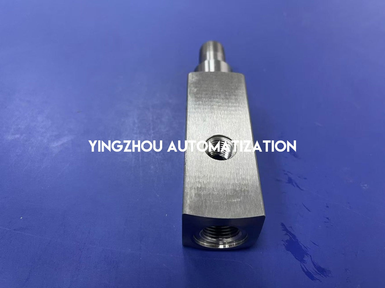 Enerpac GA3 Gauge Adaptor | 10,000 psi, 1/4" NPTF Gauge Port, 3/8" NPTF Ends-vezhoo