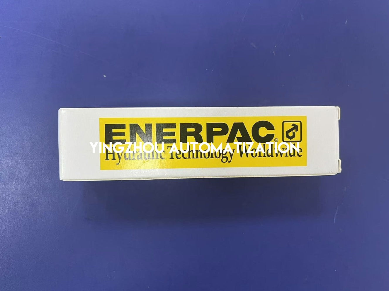 Enerpac GA3 Gauge Adaptor | 10,000 psi, 1/4" NPTF Gauge Port, 3/8" NPTF Ends-vezhoo