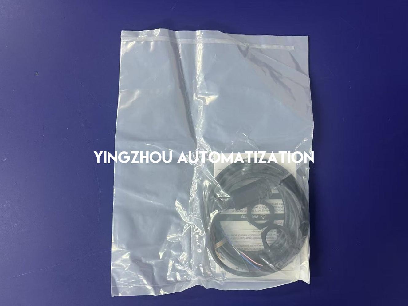 Omron E3FA-DP12 Diffuse-Reflective Photoelectric Sensor | M18 Plastic, 300mm, PNP, M12 Connector-vezhoo