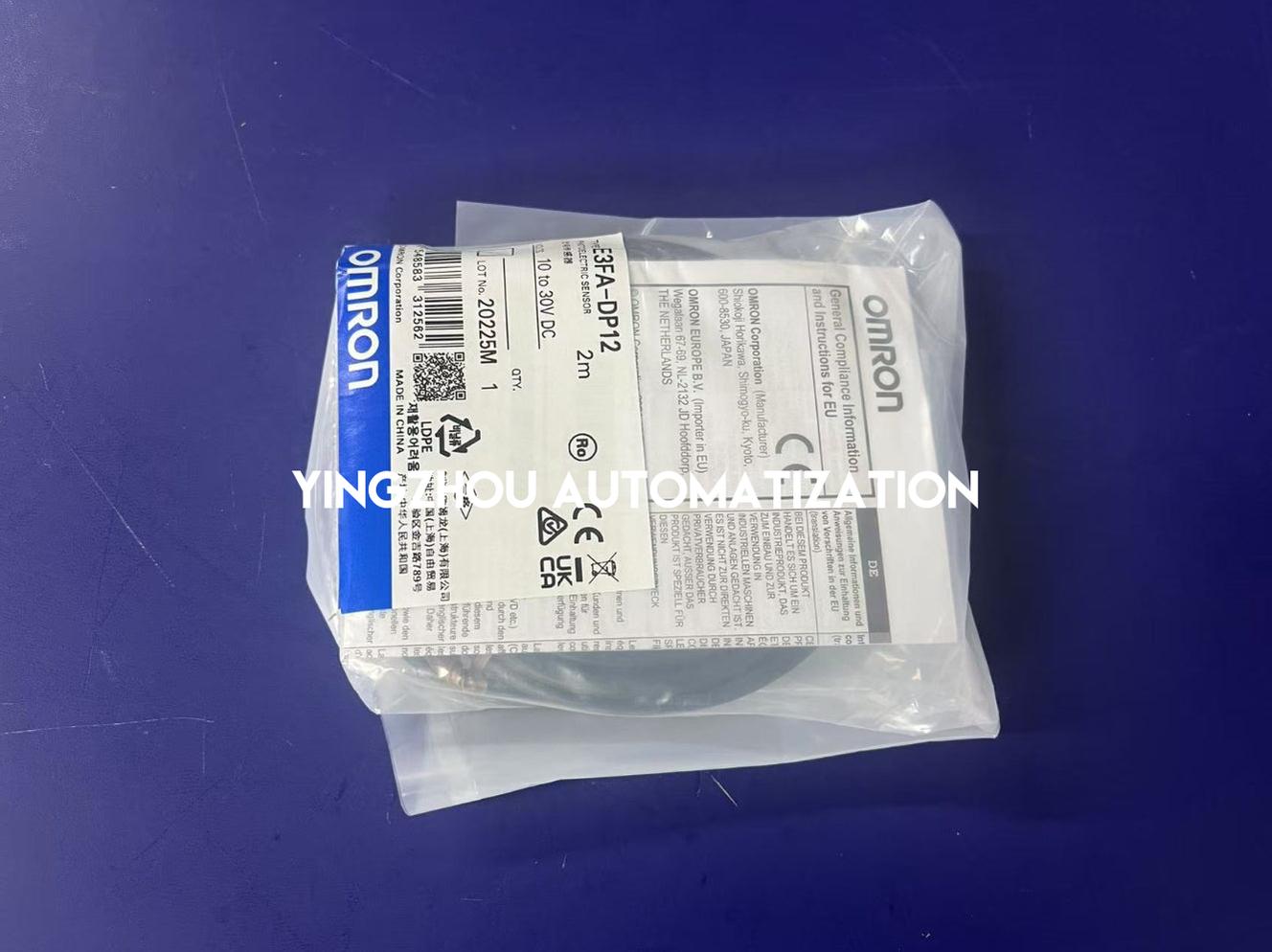 Omron E3FA-DP12 Diffuse-Reflective Photoelectric Sensor | M18 Plastic, 300mm, PNP, M12 Connector-vezhoo