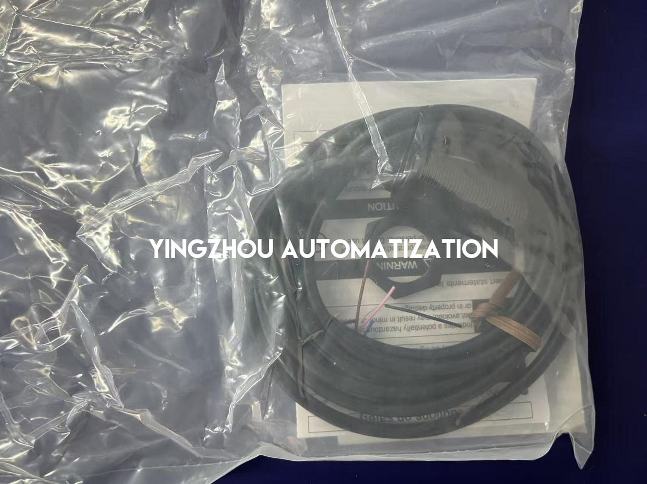 Omron E3FA-RP12 Retro-reflective Photoelectric Sensor | M18 Plastic, 4m Range, PNP, M12 Connector-vezhoo