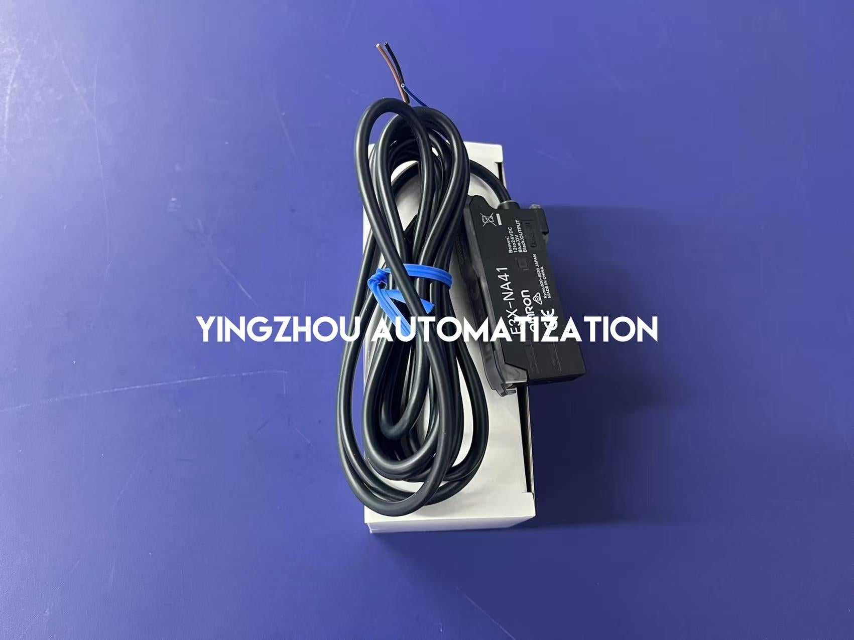 Omron E3X-NA41 High-Performance Fiber Optic Amplifier | PNP Output, Manual Tuning, M8 Connector-vezhoo