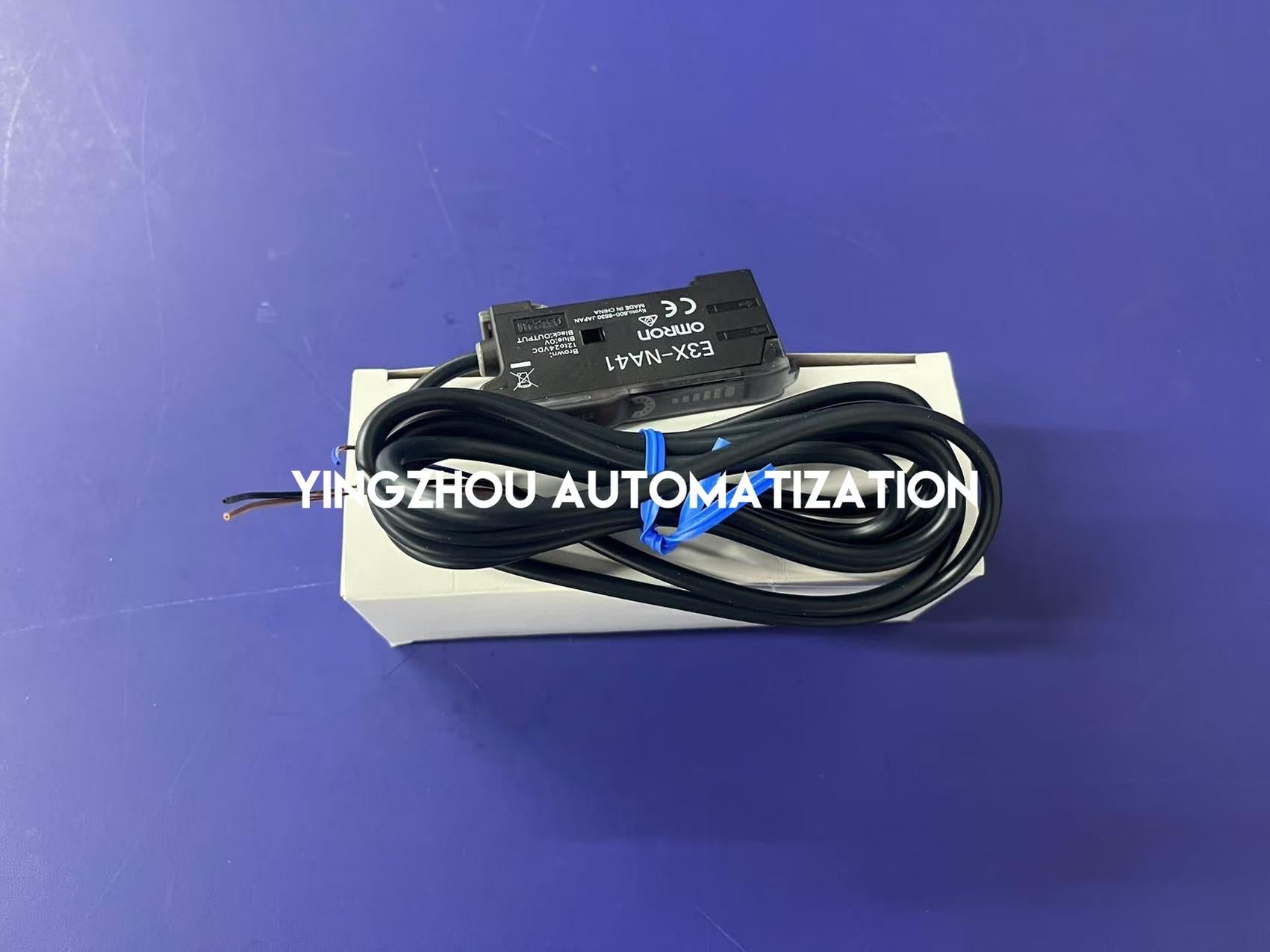 Omron E3X-NA41 High-Performance Fiber Optic Amplifier | PNP Output, Manual Tuning, M8 Connector-vezhoo