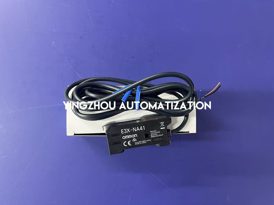 Omron E3X-NA41 High-Performance Fiber Optic Amplifier | PNP Output, Manual Tuning, M8 Connector-vezhoo