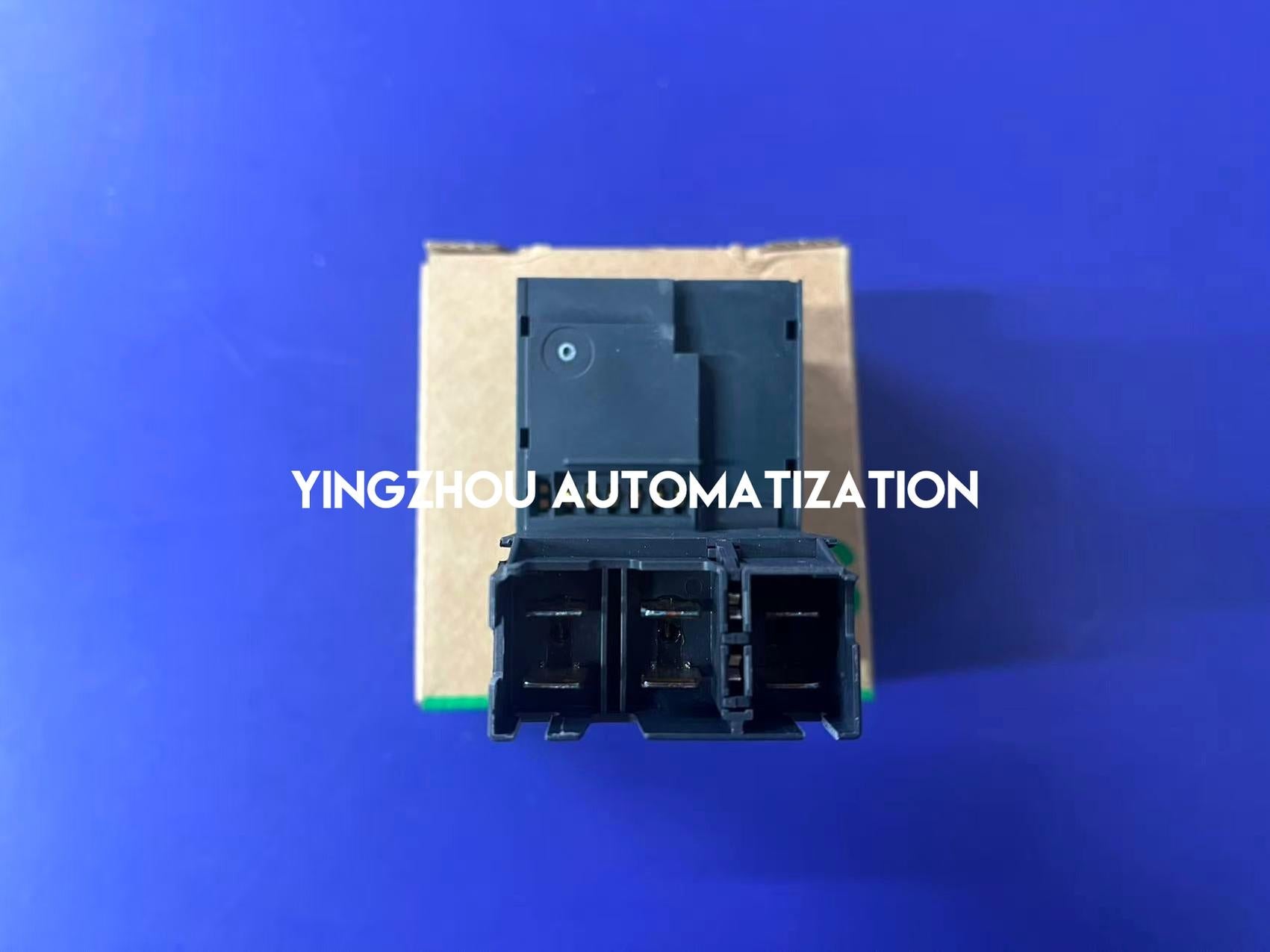 Schneider Electric LUCA1XBL TeSys U Control Unit | 0.35-1.4A, Class 10, 24V DC Low Consumption-vezhoo