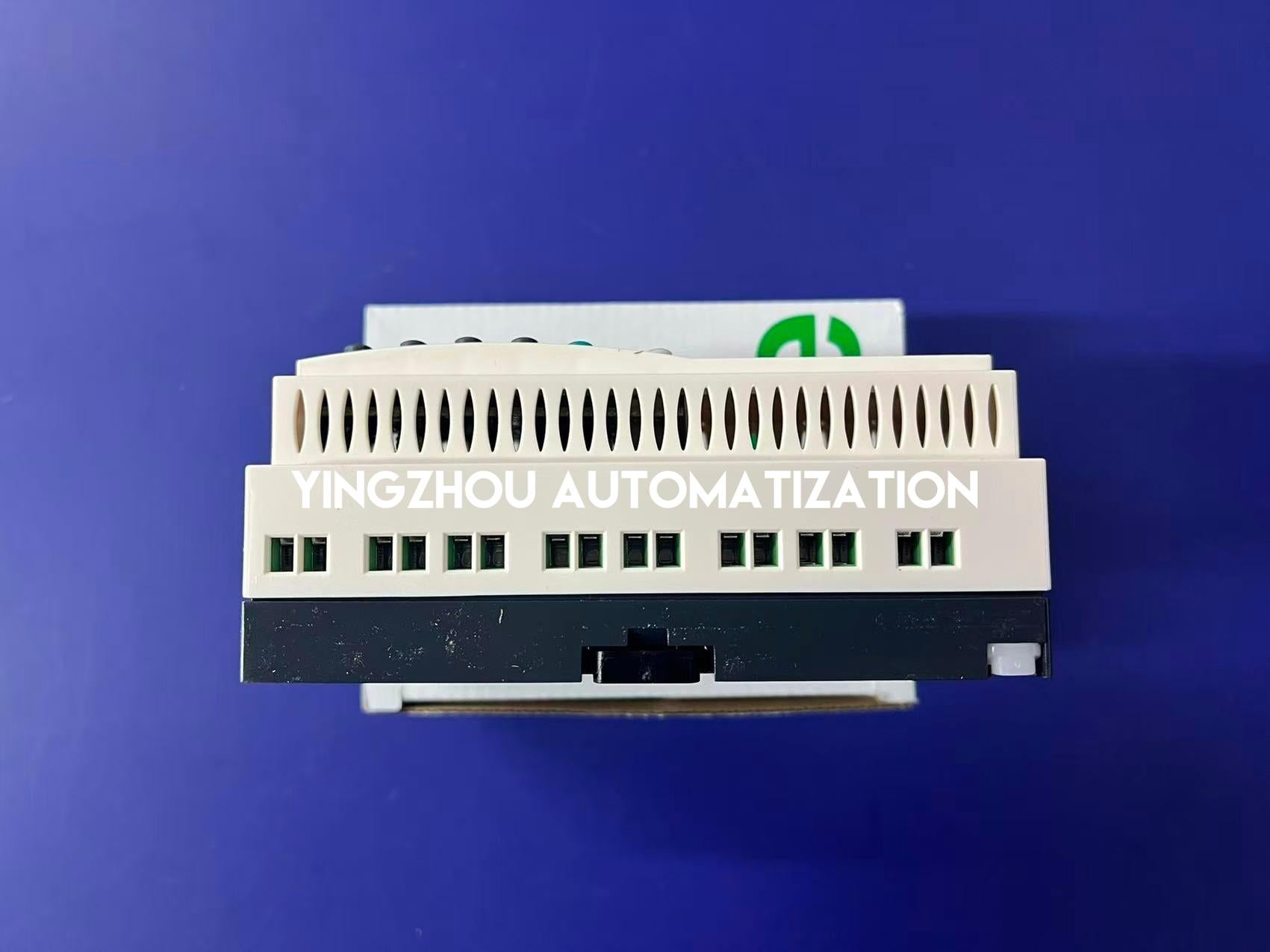 Schneider Electric SR2B201FU Zelio Logic Smart Relay | 20 I/O, 100-240V AC Compact Controller-vezhoo
