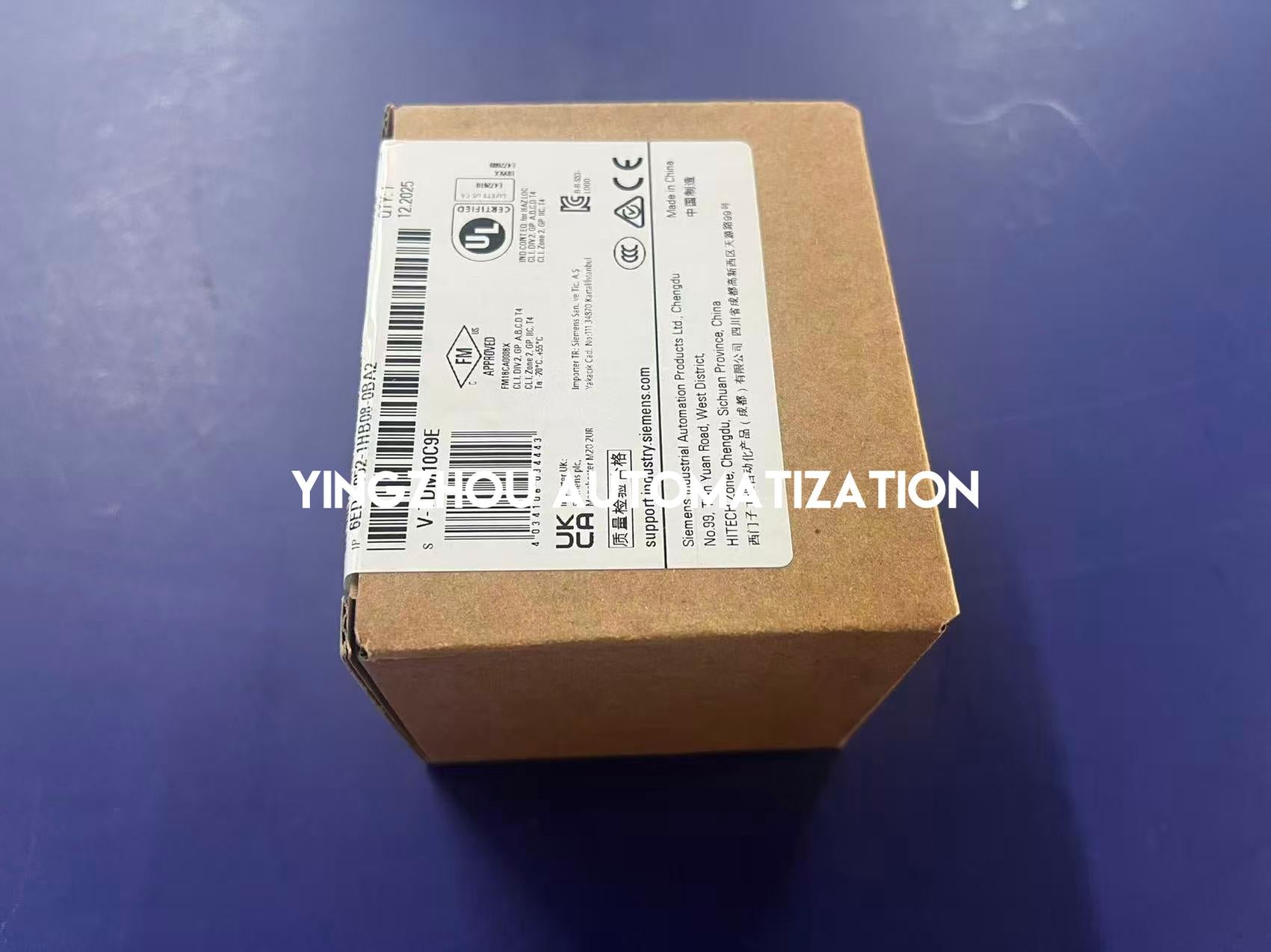 Siemens 6ED1052-1HB08-0BA2 LOGO! 24RCE | Logic Module | 24V AC/DC | 8 DI / 4 DO (Relay)-vezhoo