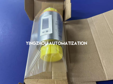 ifm electronic SM8004 Magnetic-Inductive Flow Meter - 100 l/min, Temperature Sensing-vezhoo
